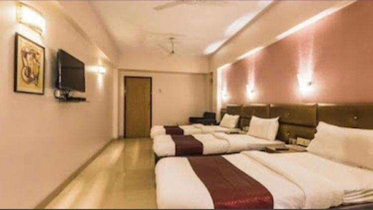 Hotel Vashi Inn Нави Мумбаи Экстерьер фото
